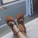a.girls.feet