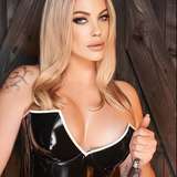 mistress_aurora