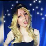 tiny_tonia