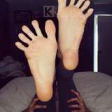 fabulous.toe.spread