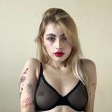 caroline_miss